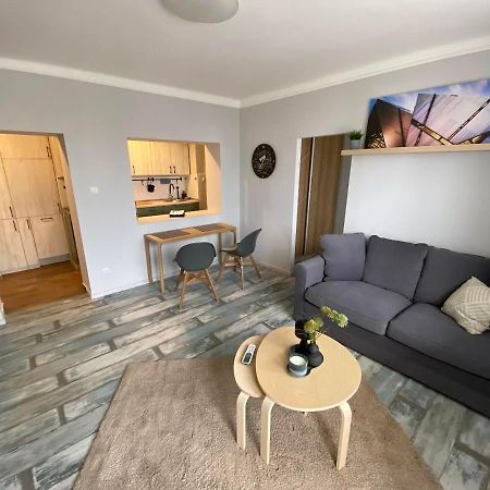 Chill Apartman Μίσκολτς Εξωτερικό φωτογραφία