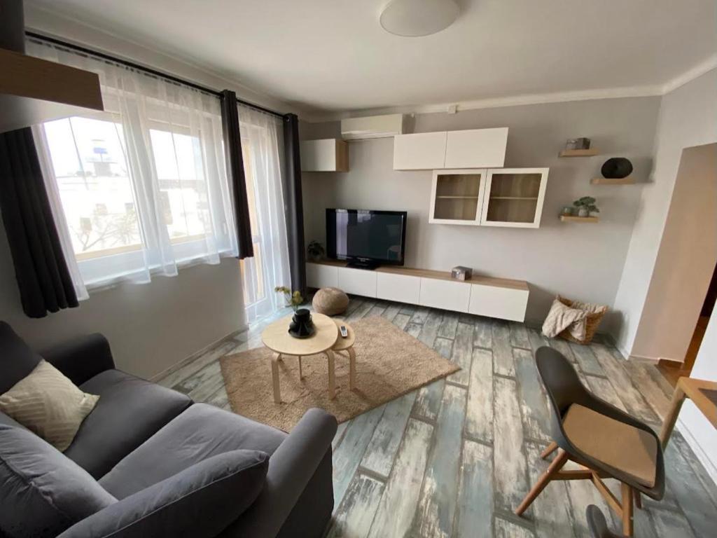 Chill Apartman Μίσκολτς Εξωτερικό φωτογραφία