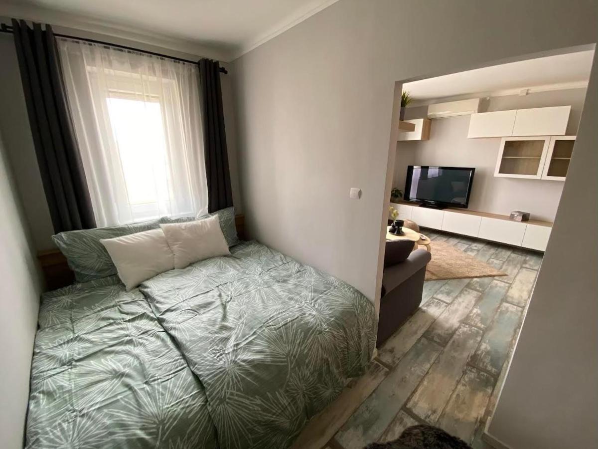 Chill Apartman Μίσκολτς Εξωτερικό φωτογραφία