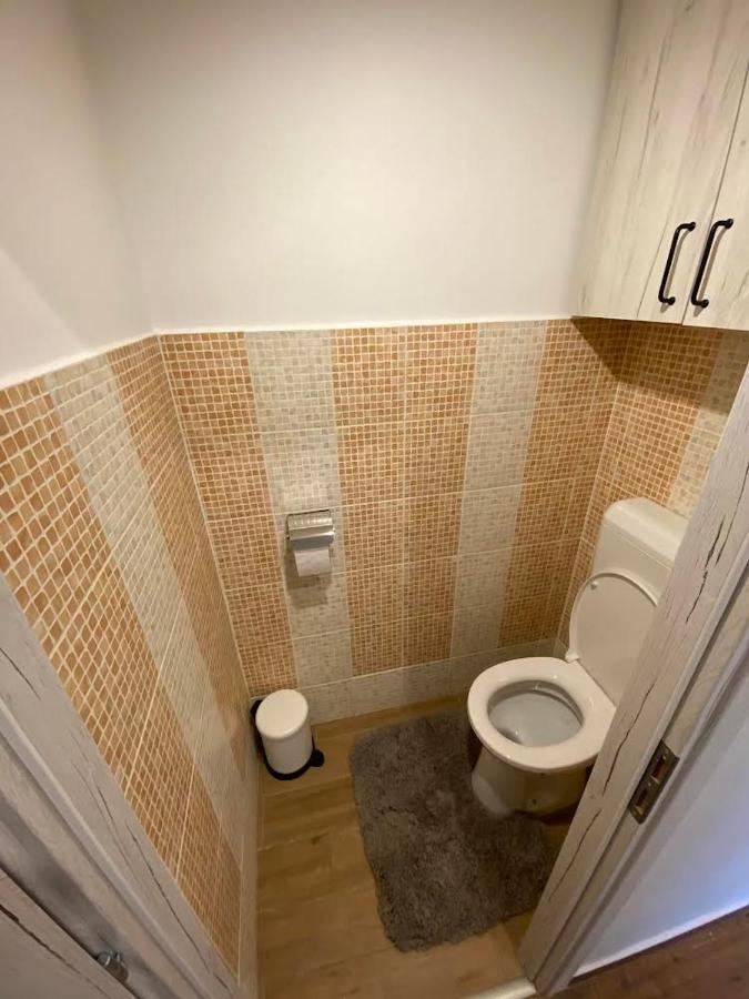 Chill Apartman Μίσκολτς Εξωτερικό φωτογραφία